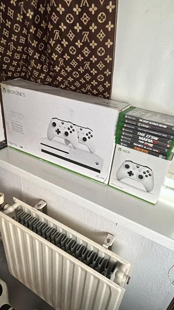 Goedwerkende xbox one beschikbaar voor biedingen