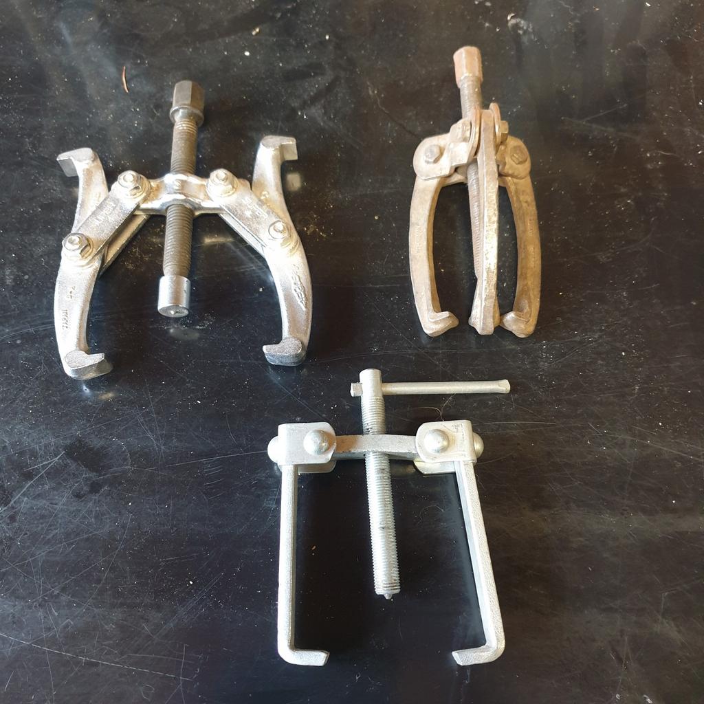3 goede poelie trekkers   lager trekker, Ophalen of Verzenden, Zilver, Overige materialen