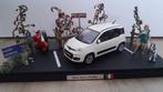 Fiat Panda Vespa diorama schaal 1/24, Hobby en Vrije tijd, Ophalen of Verzenden, Nieuw, Auto