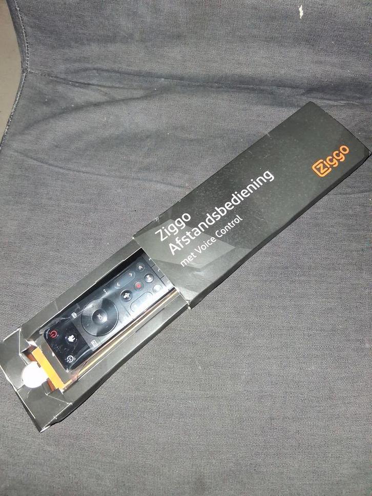 Nieuwe Ziggo Afstandsbediening met Voice Control, Computers en Software, Routers en Modems, Nieuw, Ophalen of Verzenden