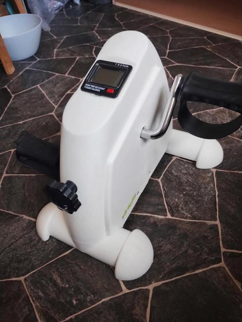 Virtufit Stoelfiets - Arm & Benen Trainer, Sport en Fitness, Fitnessapparatuur, Gebruikt, Stoelfiets, Armen, Benen, Kunststof