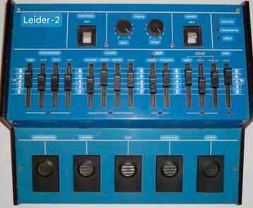 Lider 1 en 2 FX- Sovjet -phaser/chorus/flanger (prijs lager) beschikbaar voor biedingen
