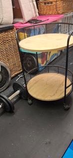 Bijzettafeltje op wieltjes xenos VERKOCHT!, Huis en Inrichting, Tafels | Sidetables, Ophalen of Verzenden, Gebruikt, 25 tot 50 cm