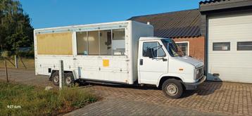 Verkoopwagen , foodtruck , festivalwagen , belastingvrij  beschikbaar voor biedingen