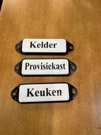 Vintage Emaille Deur Bordjes - Kelder, Provisiekast, Keuken, Antiek en Kunst, Antiek | Emaille, Ophalen of Verzenden