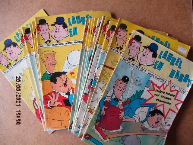 adv4615 laurel en hardy centripress, Boeken, Stripboeken, Gelezen, Eén stripboek, Ophalen