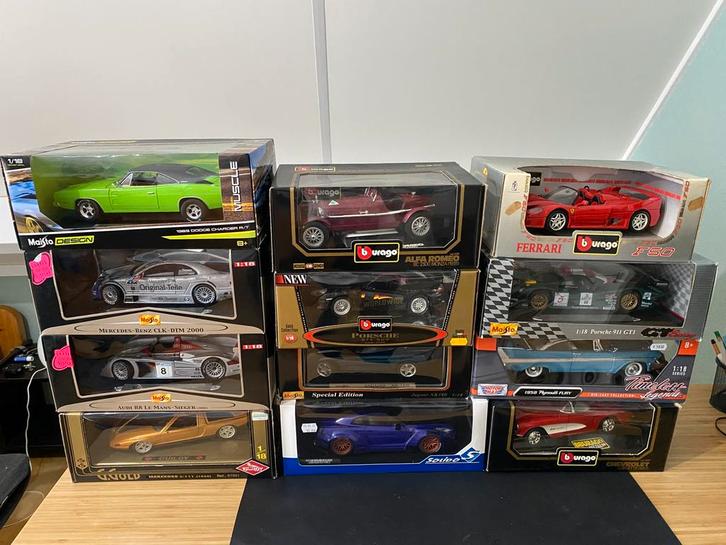 Deverse 1/18 modelauto’s, Hobby en Vrije tijd, Modelauto's | 1:18, Gebruikt, Auto, Bburago, Ophalen