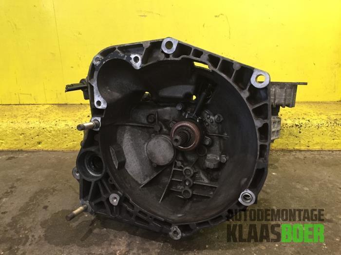 Versnellingsbak van een Alfa Romeo 147, Auto-onderdelen, Transmissie en Toebehoren, Alfa Romeo, Gebruikt, 6 maanden garantie, 12 maanden garantie