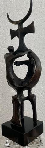 Joep Coppens gesigneerd sculptuur in brons “Met Elkaar”, Antiek en Kunst, Ophalen of Verzenden