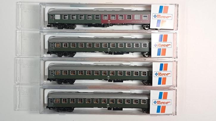 Roco D-Trein rijtuigen met Kakadu restauratie rijtuig.  , Hobby en Vrije tijd, Modeltreinen | N-Spoor, Zo goed als nieuw, Treinset