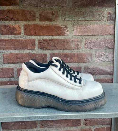 Dr. Martens 8591 MIE Chunky platform maat 41, Kleding | Dames, Schoenen, Gedragen, Overige typen, Wit, Ophalen of Verzenden