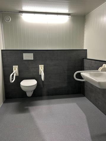 Mindervalide toilet unit | MIVA toilet | Invalide | Toilet beschikbaar voor biedingen