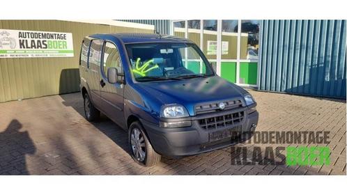 Scherm rechts-voor van een Fiat Doblo, Auto-onderdelen, Carrosserie en Plaatwerk, Fiat, Gebruikt, 6 maanden garantie, 12 maanden garantie