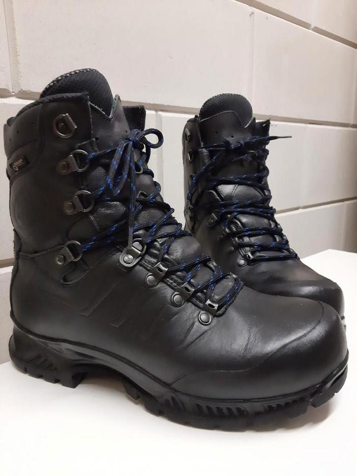 MEINDL MFS Berg/Leger/Politie splinternieuw, prijs 135,00 !, Sport en Fitness, Bergsport en Wandelen, Nieuw, Schoenen, Ophalen