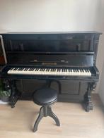 Karakteristieke zwarte piano, Muziek en Instrumenten, Piano's, Ophalen, Gebruikt, Zwart, Piano