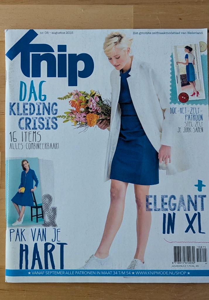 Knip mode nr 8 augustus 2015 keuzepatroon jurk, vest, Hobby en Vrije tijd, Kledingpatronen, Zo goed als nieuw, Vrouw, Knipmode