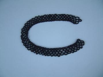 vintage gaaf zwart kraagje kraag van kleine kraaltjes beschikbaar voor biedingen