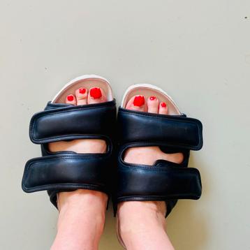 Birkenstock x Dingyun Zhang Maat 40 beschikbaar voor biedingen