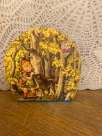 Naaldenmspje  Prym- Roodkapje Thema, Antiek en Kunst, Ophalen of Verzenden