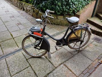 Berini origineel dames "eitje" beschikbaar voor biedingen
