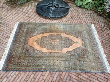 Vintage pers vloerkleed Oriental carpet  beschikbaar voor biedingen
