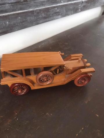 Hout oldtimer handgemaakt  beschikbaar voor biedingen