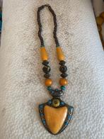 Tibetan Necklace with Yellow Stone Egg, Sieraden, Tassen en Uiterlijk, Antieke sieraden, Ophalen of Verzenden, Overige materialen