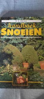 G.E. Brink - Handboek snoeien, Boeken, Ophalen of Verzenden, Gelezen, Bloemen, Planten en Bomen, G.E. Brink