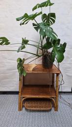 vintage rotan tafeltje/sidetable/bijzettafel, Ophalen, Huis en Inrichting