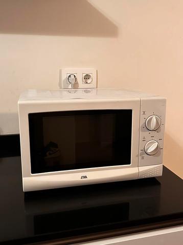ETNA Magnetron Solo ESM217 Wit - Goed werkend - Almere beschikbaar voor biedingen