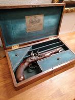 Antiek Engels  flintlock pistool met opberg kist, Antiek en Kunst, Antiek | Overige Antiek, Ophalen of Verzenden