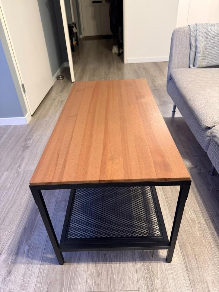 IKEA FJÄLLBO Salontafel / Coffee Table (90x46 cm) - ZGAN, Huis en Inrichting, Tafels | Salontafels, Zo goed als nieuw, Minder dan 50 cm