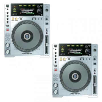 Set 2 Pioneer DJ CDJ 850CDJ850 USB Players zilver beschikbaar voor biedingen