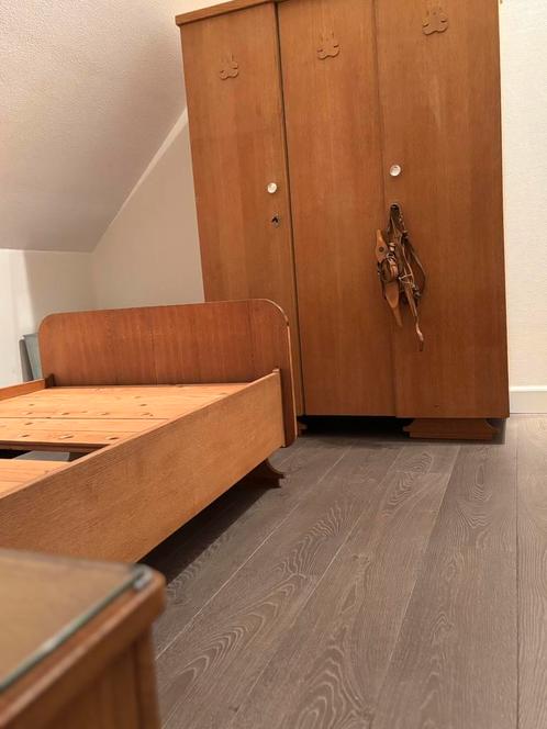 Antieke handgemaakte eenpersoons slaapkamer, Huis en Inrichting, Slaapkamer | Complete slaapkamers, Gebruikt, Eenpersoons, Ophalen