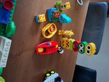 Duplo  allerlei zie de fotoos beschikbaar voor biedingen