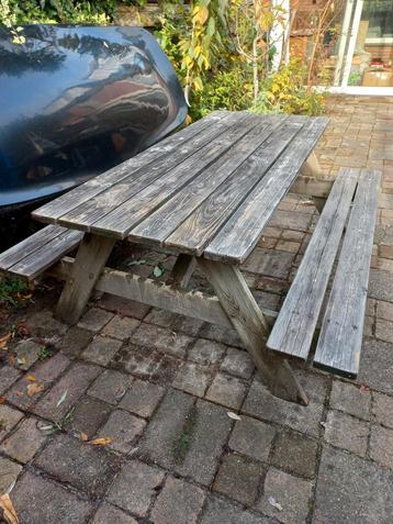Stevige picknicktafel - gratis af te halen! beschikbaar voor biedingen