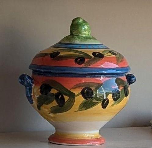 Prachtige dekschaal uit het Italiaanse Lucca, Antiek en Kunst, Antiek | Keramiek en Aardewerk, Ophalen of Verzenden