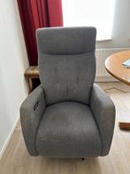Elektrische relax / sta-op stoel, Huis en Inrichting, Fauteuils, Ophalen, Gebruikt, Minder dan 75 cm, Stof