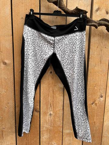 Splinternieuw Jogha sportlegging/broek 42 zwart wit print  beschikbaar voor biedingen