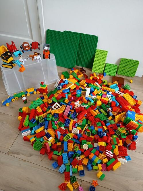 Veel Duplo; boerderij met dieren, voertuigen, trein en meer, Kinderen en Baby's, Speelgoed | Duplo en Lego, Zo goed als nieuw