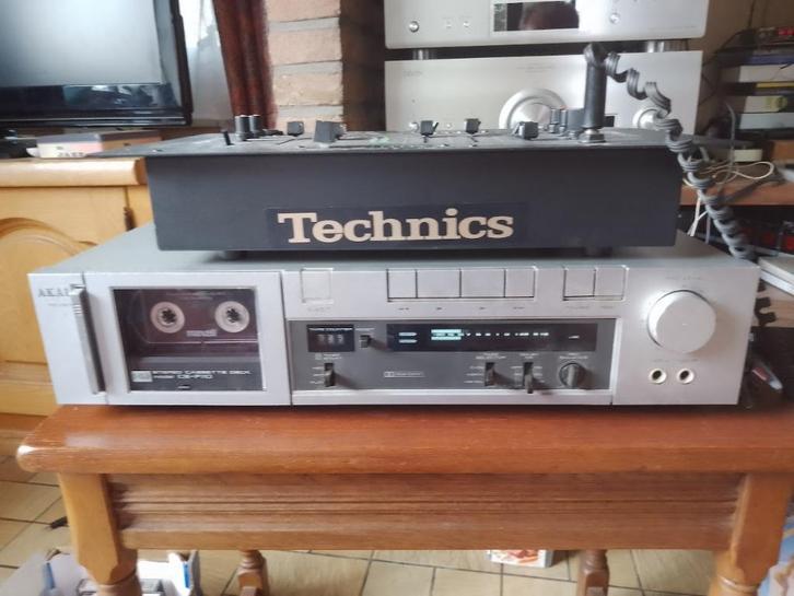 Akai cassette deck, Audio, Tv en Foto, Cassettedecks, Enkel, Akai, Tiptoetsen, Tape counter, Ophalen of Verzenden
