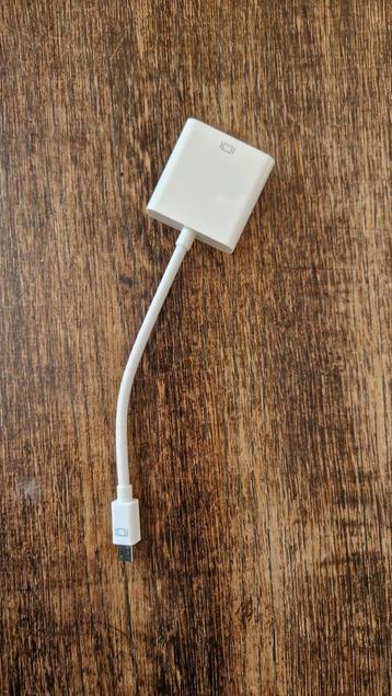 USB Thunderbolt 2 to DisplayPort adapter beschikbaar voor biedingen