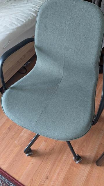 Barely Used Ikea Chair beschikbaar voor biedingen