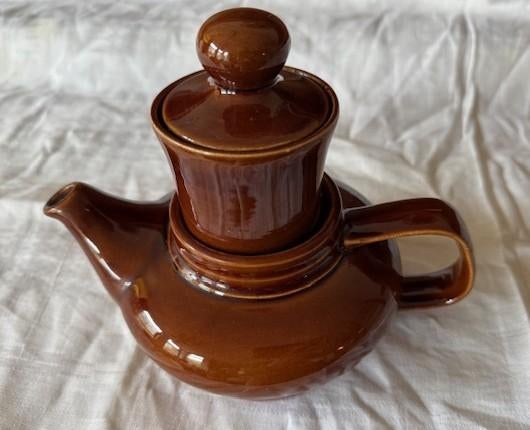 bruin koffiepotje / theepotje, Ophalen of Verzenden