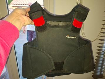 Bodyprotector kind beschikbaar voor biedingen