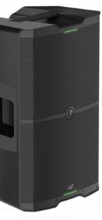 1 mackie  Srm 215 speaker ( demomodel ), Ophalen of Verzenden, Zo goed als nieuw