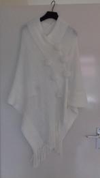 Pom pom poncho, Maat 38/40 (M), Wit, Ophalen of Verzenden, Onbekend