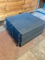 Rubberen tegels 50x50 cm met pen/gat verbinding, Ophalen, Gebruikt, Overige materialen