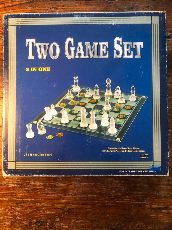 t.k.glazen schaakspel dambord NIEUW, Hobby en Vrije tijd, Gezelschapsspellen | Bordspellen, Nieuw, Ophalen