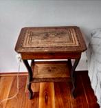 Antiek naaitafeltje, met klep, Antiek en Kunst, Antiek | Meubels | Tafels, Ophalen of Verzenden